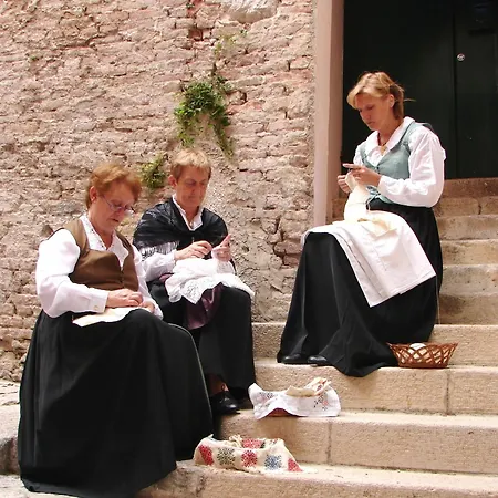 Διαμέρισμα Cissa By Irundo Ρόβινι